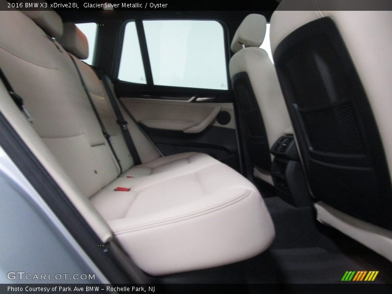 Glacier Silver Metallic / Oyster 2016 BMW X3 xDrive28i