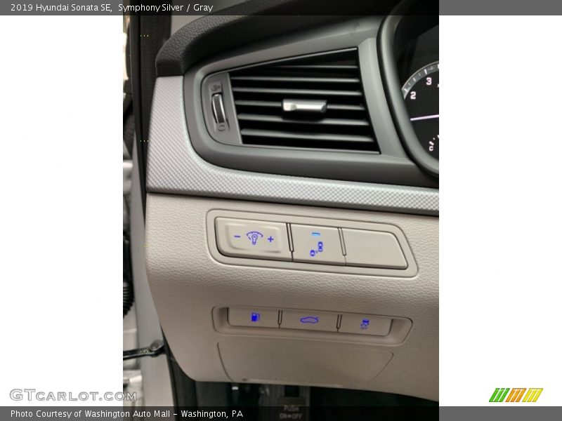 Symphony Silver / Gray 2019 Hyundai Sonata SE