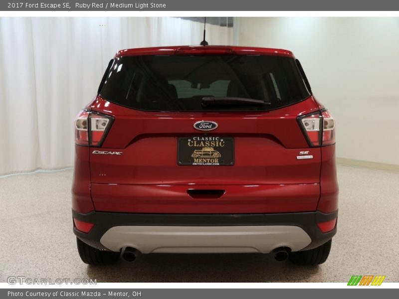 Ruby Red / Medium Light Stone 2017 Ford Escape SE