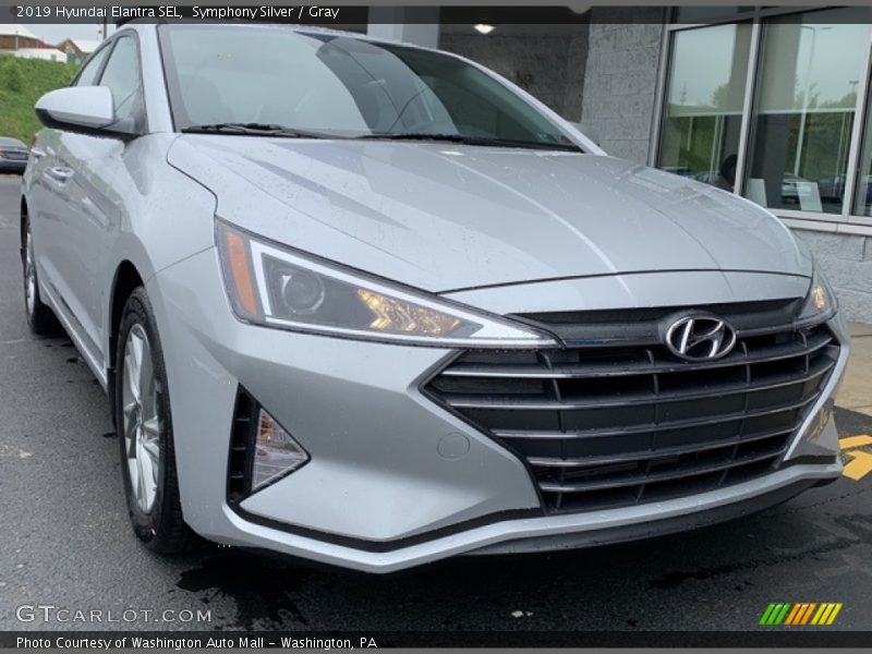 Symphony Silver / Gray 2019 Hyundai Elantra SEL