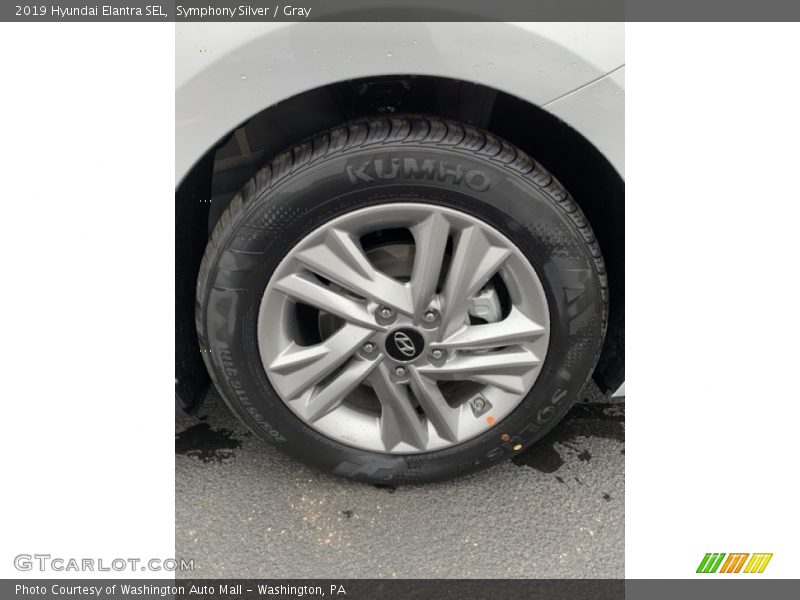 Symphony Silver / Gray 2019 Hyundai Elantra SEL