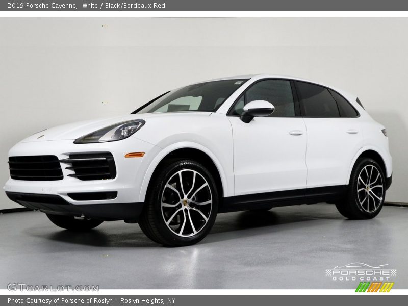 White / Black/Bordeaux Red 2019 Porsche Cayenne