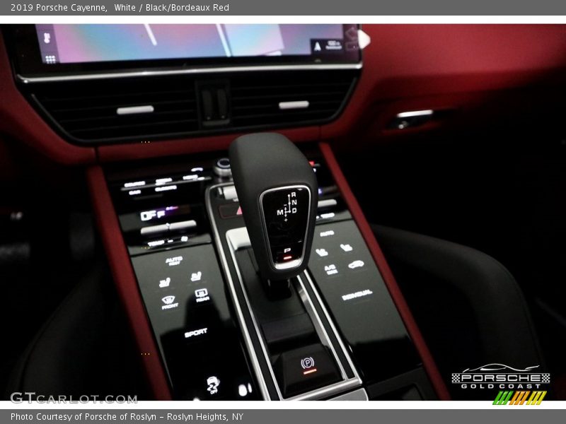 White / Black/Bordeaux Red 2019 Porsche Cayenne