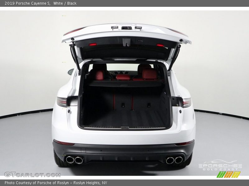 White / Black 2019 Porsche Cayenne S