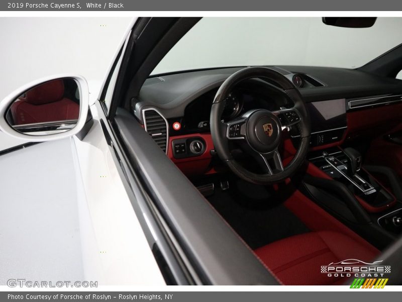 White / Black 2019 Porsche Cayenne S