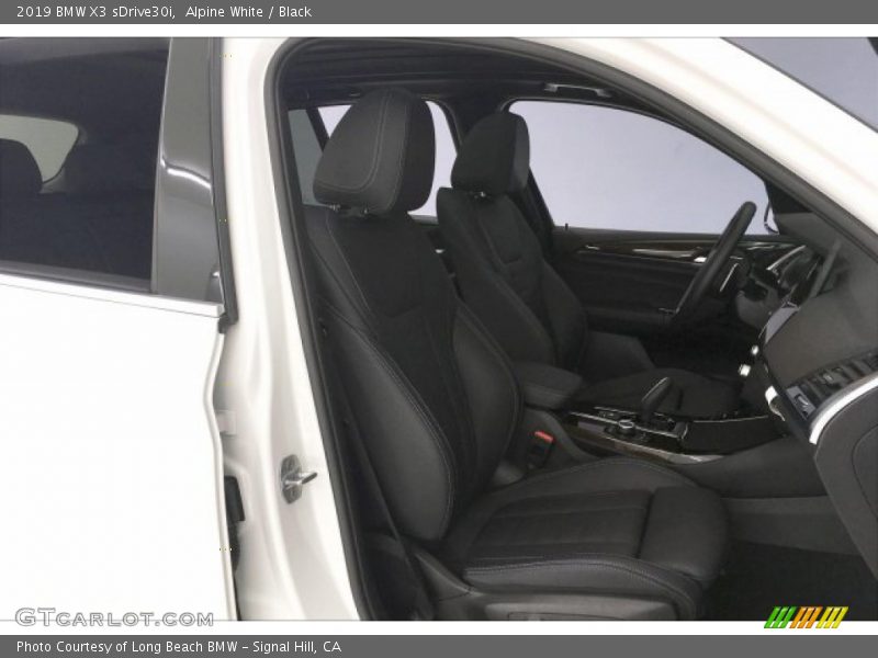 Alpine White / Black 2019 BMW X3 sDrive30i