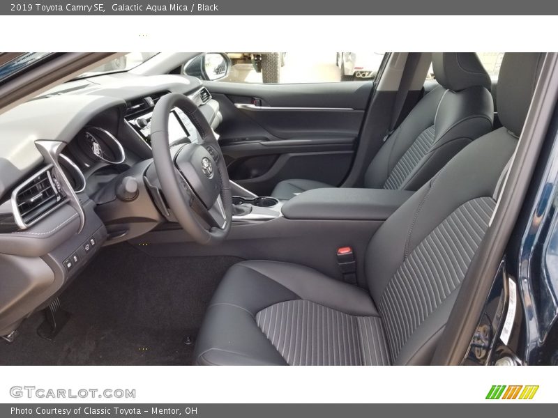Galactic Aqua Mica / Black 2019 Toyota Camry SE