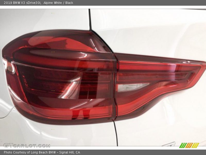 Alpine White / Black 2019 BMW X3 sDrive30i
