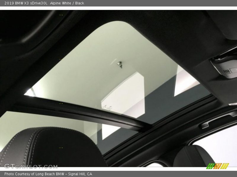Alpine White / Black 2019 BMW X3 sDrive30i