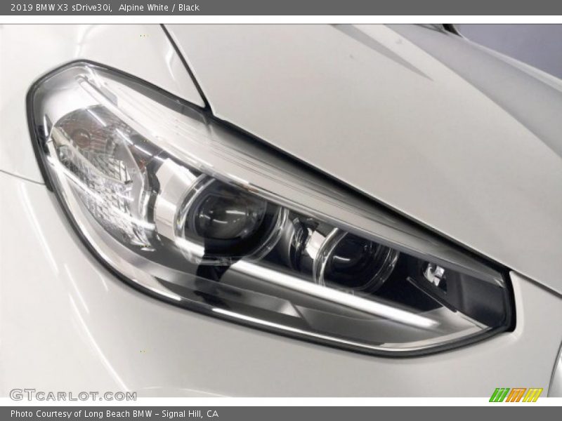 Alpine White / Black 2019 BMW X3 sDrive30i