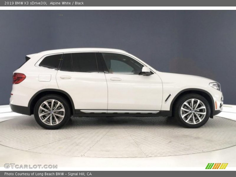 Alpine White / Black 2019 BMW X3 sDrive30i