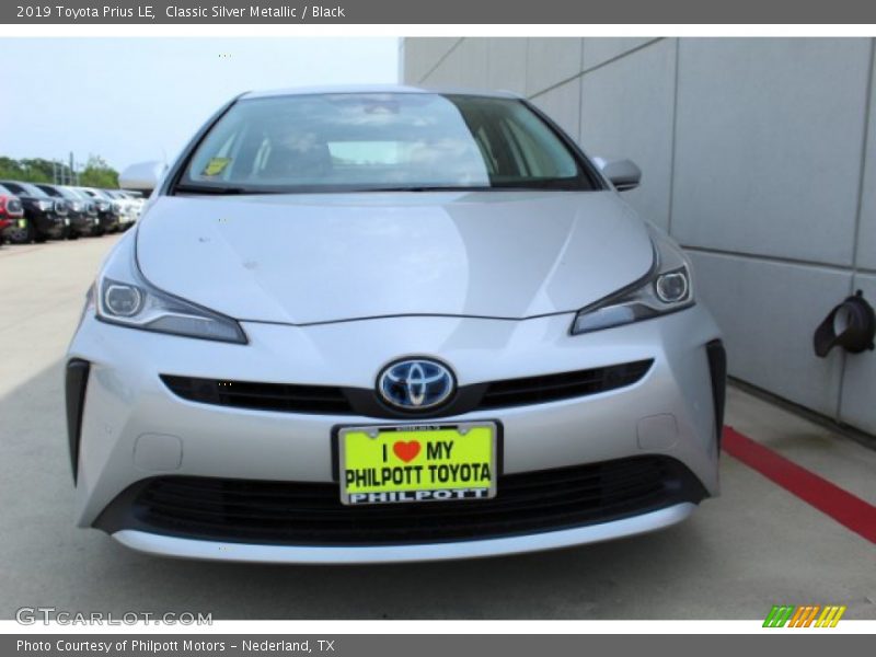 Classic Silver Metallic / Black 2019 Toyota Prius LE