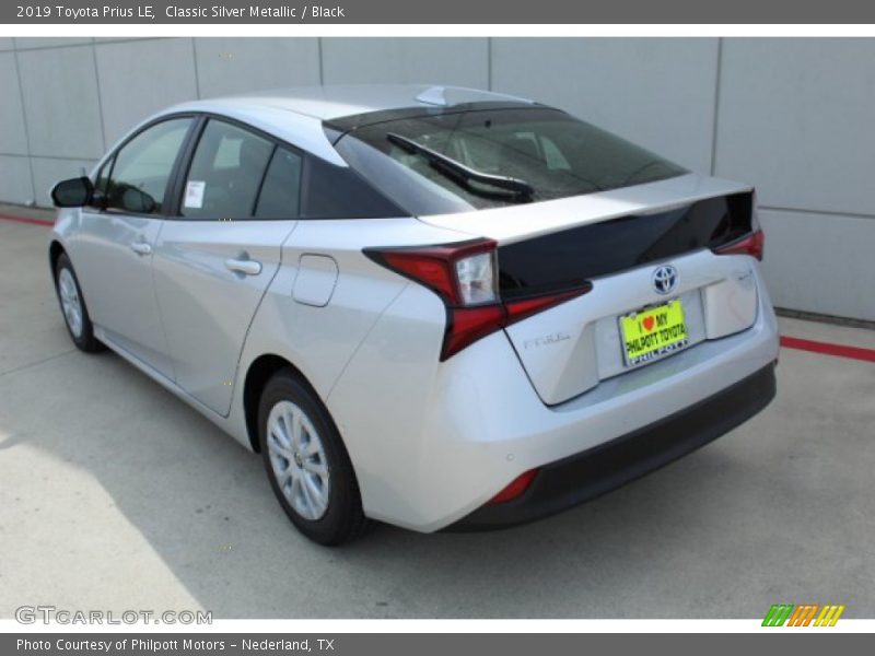 Classic Silver Metallic / Black 2019 Toyota Prius LE