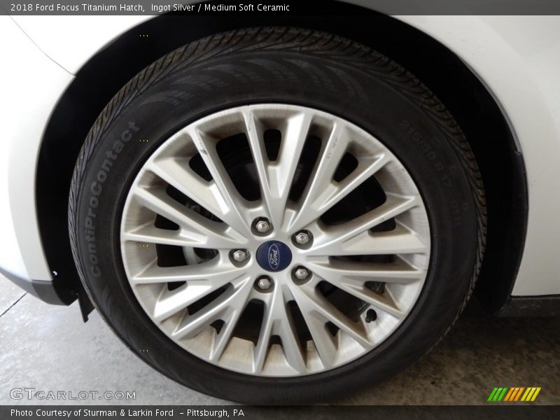 Ingot Silver / Medium Soft Ceramic 2018 Ford Focus Titanium Hatch