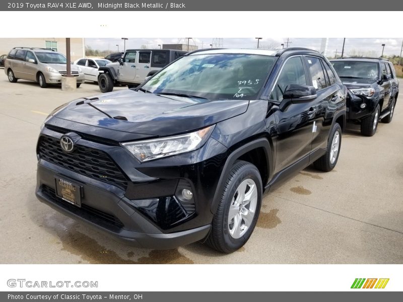 Midnight Black Metallic / Black 2019 Toyota RAV4 XLE AWD
