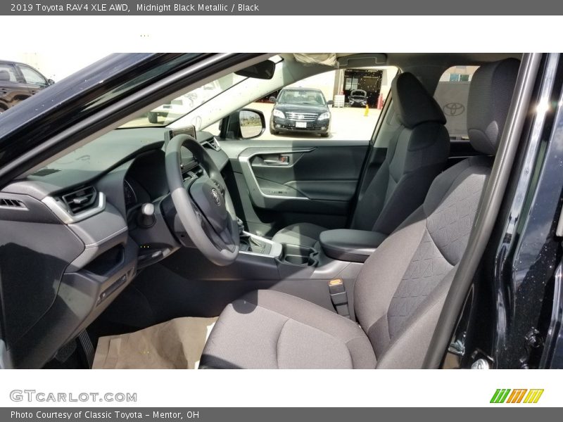 Midnight Black Metallic / Black 2019 Toyota RAV4 XLE AWD