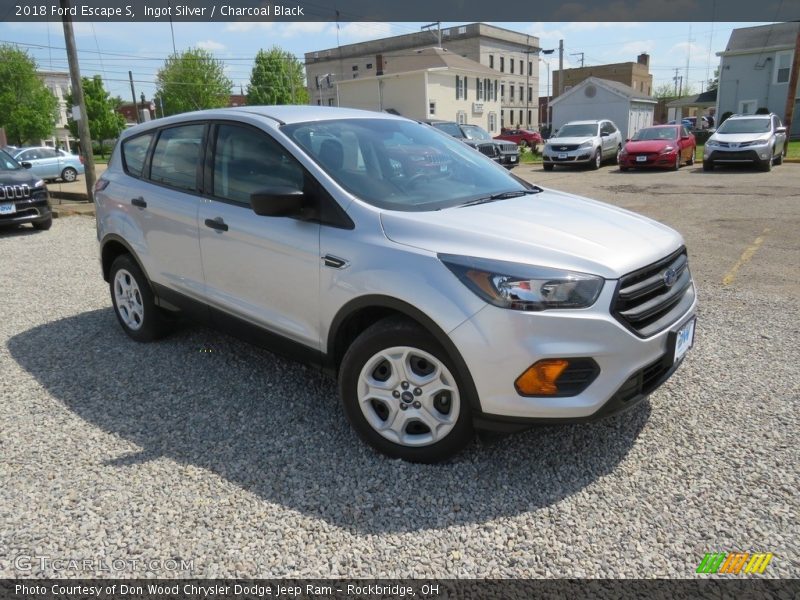 Ingot Silver / Charcoal Black 2018 Ford Escape S