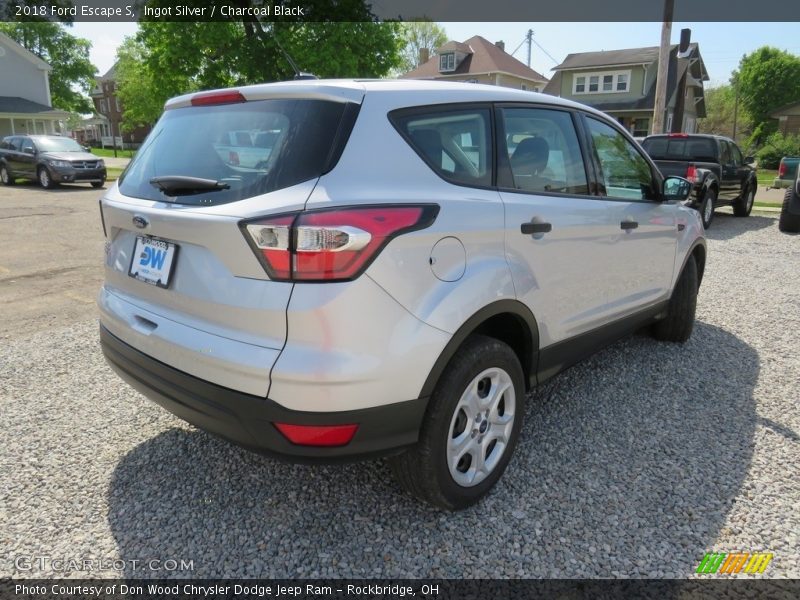 Ingot Silver / Charcoal Black 2018 Ford Escape S