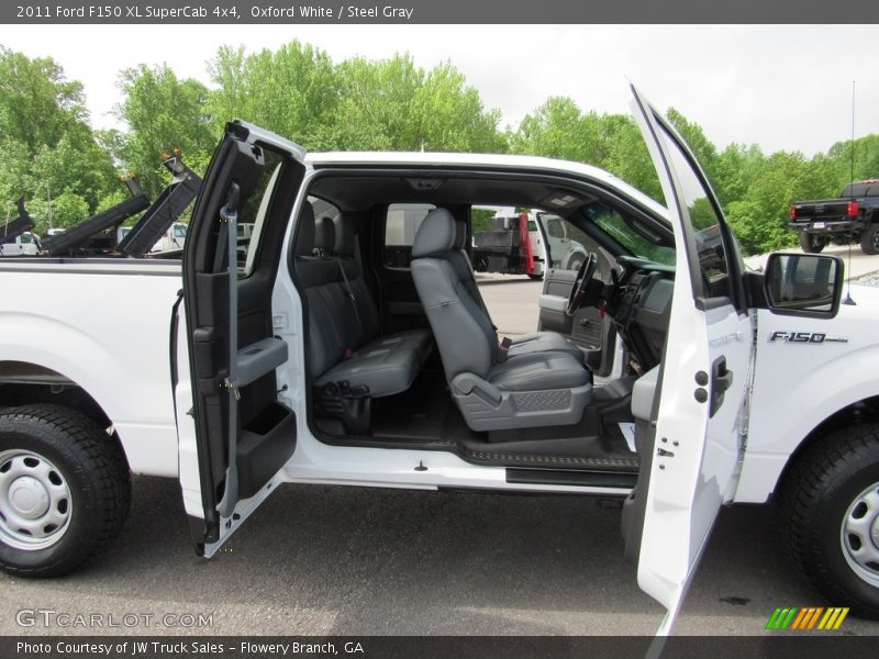 Oxford White / Steel Gray 2011 Ford F150 XL SuperCab 4x4
