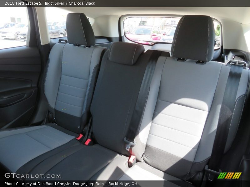Ingot Silver / Charcoal Black 2018 Ford Escape S