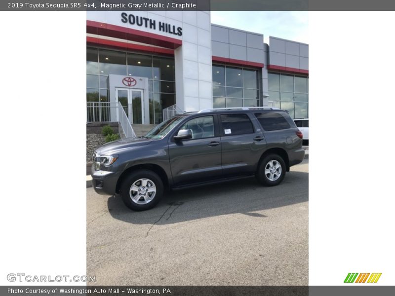 Magnetic Gray Metallic / Graphite 2019 Toyota Sequoia SR5 4x4