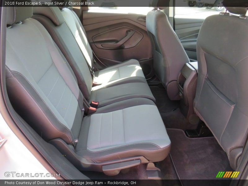 Ingot Silver / Charcoal Black 2018 Ford Escape S