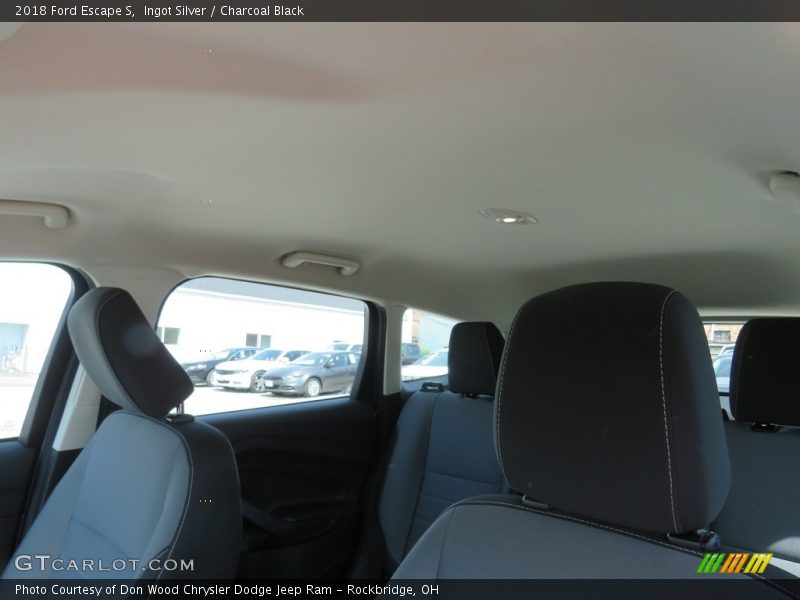 Ingot Silver / Charcoal Black 2018 Ford Escape S