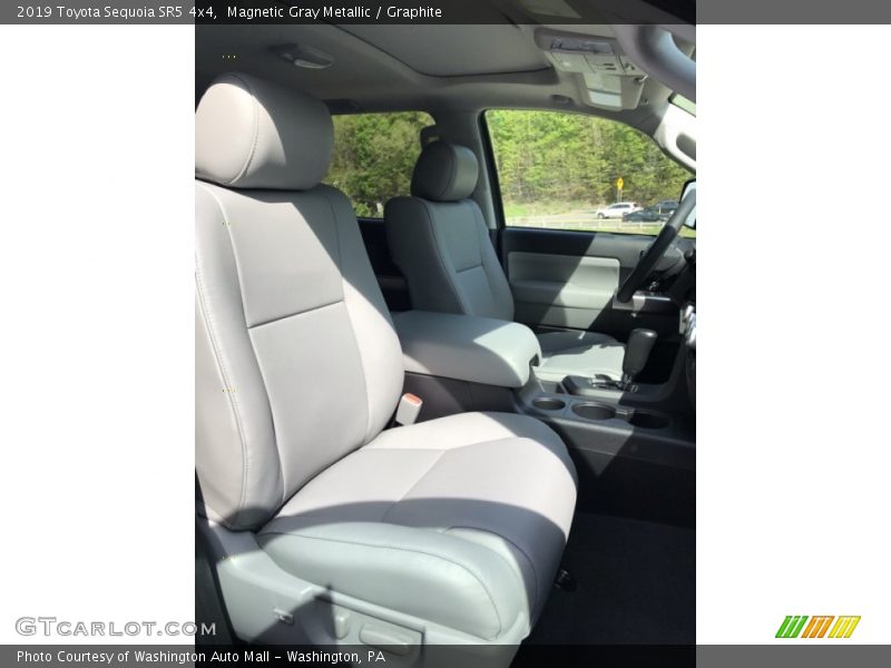 Magnetic Gray Metallic / Graphite 2019 Toyota Sequoia SR5 4x4