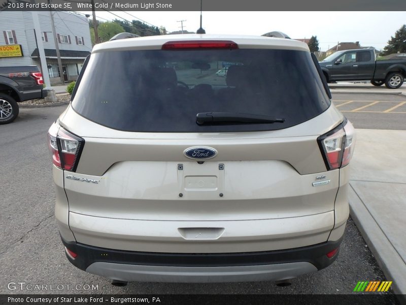 White Gold / Medium Light Stone 2018 Ford Escape SE