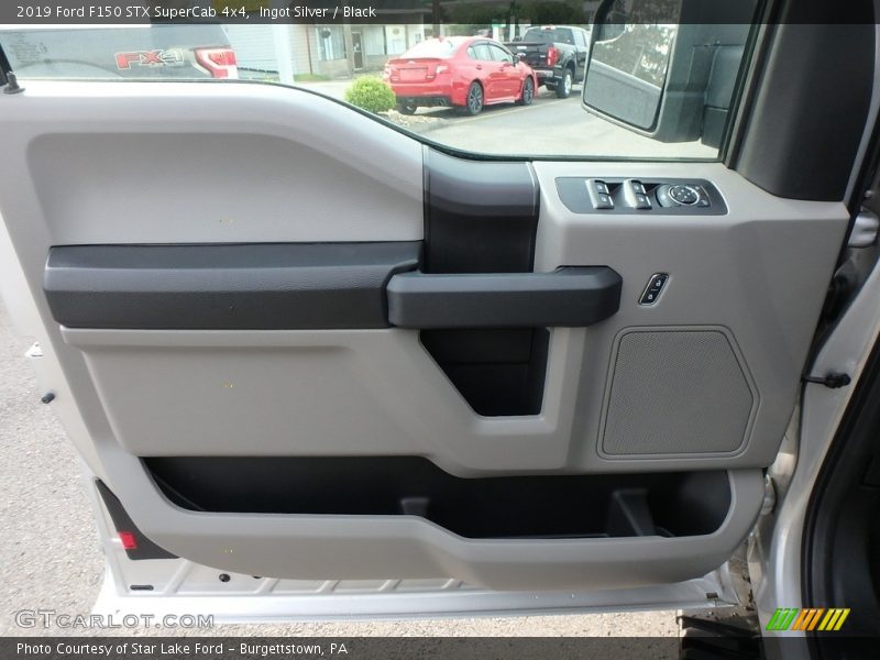 Ingot Silver / Black 2019 Ford F150 STX SuperCab 4x4