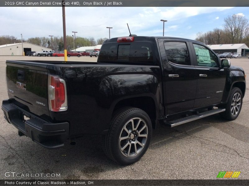 Onyx Black / Jet Black 2019 GMC Canyon Denali Crew Cab 4WD