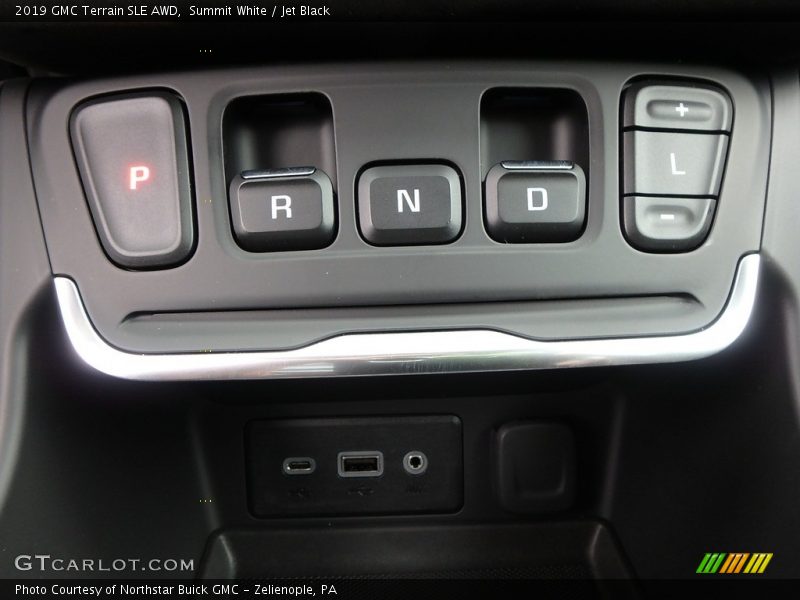 Summit White / Jet Black 2019 GMC Terrain SLE AWD