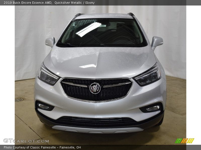 Quicksilver Metallic / Ebony 2019 Buick Encore Essence AWD