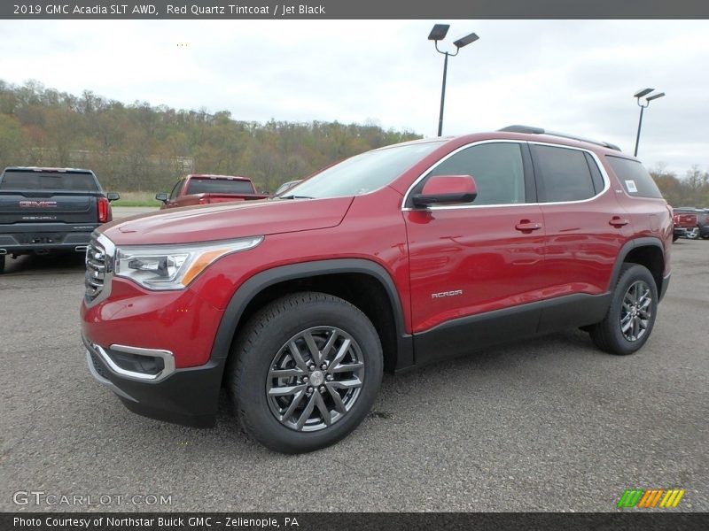 Front 3/4 View of 2019 Acadia SLT AWD