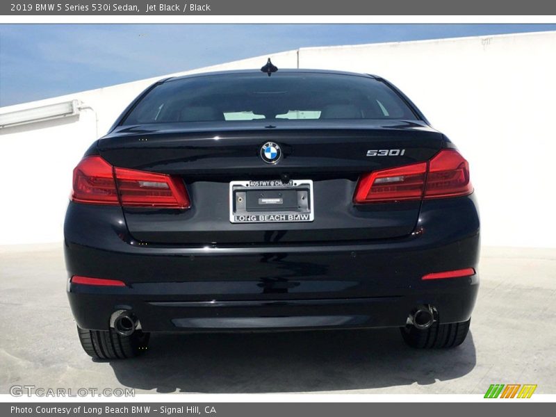 Jet Black / Black 2019 BMW 5 Series 530i Sedan