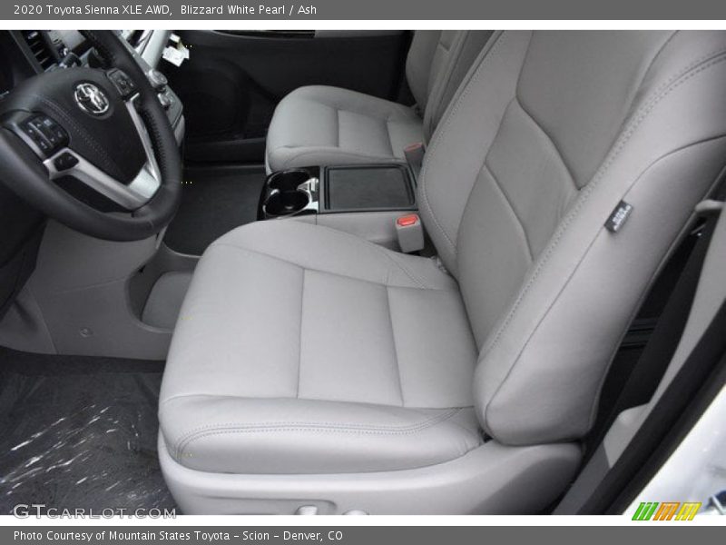 Blizzard White Pearl / Ash 2020 Toyota Sienna XLE AWD