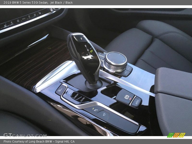 Jet Black / Black 2019 BMW 5 Series 530i Sedan
