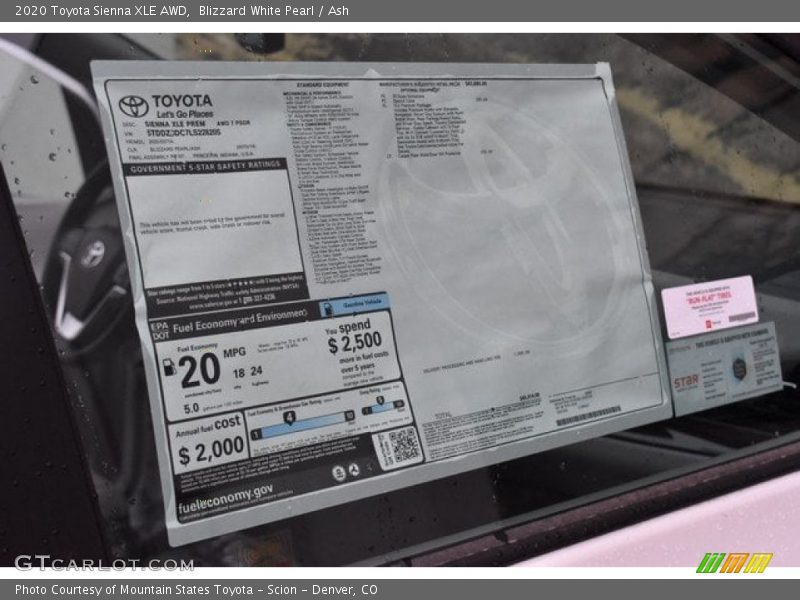 Blizzard White Pearl / Ash 2020 Toyota Sienna XLE AWD