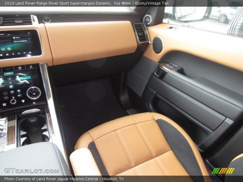Fuji White / Ebony/Vintage Tan 2019 Land Rover Range Rover Sport Supercharged Dynamic