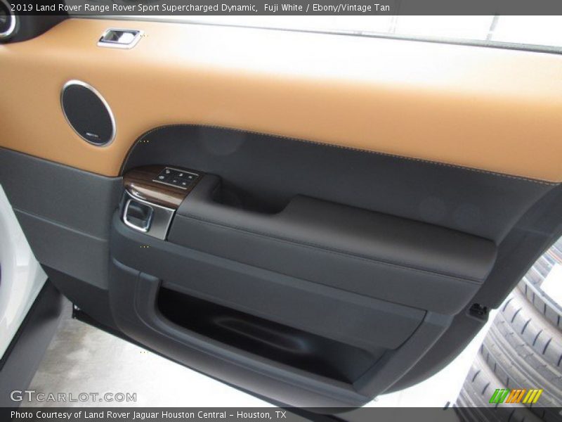 Fuji White / Ebony/Vintage Tan 2019 Land Rover Range Rover Sport Supercharged Dynamic
