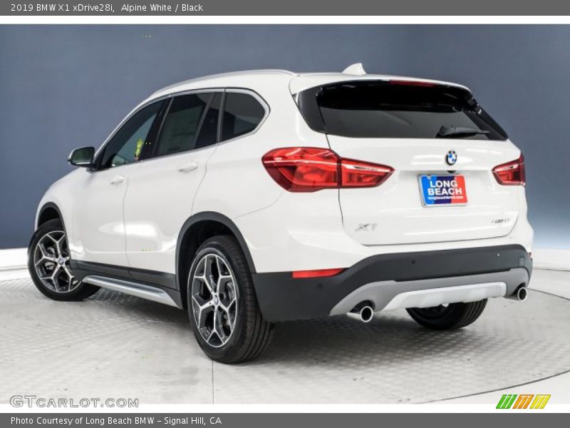 Alpine White / Black 2019 BMW X1 xDrive28i