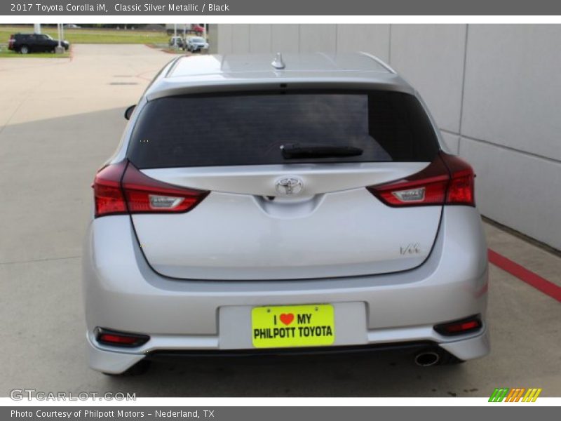 Classic Silver Metallic / Black 2017 Toyota Corolla iM