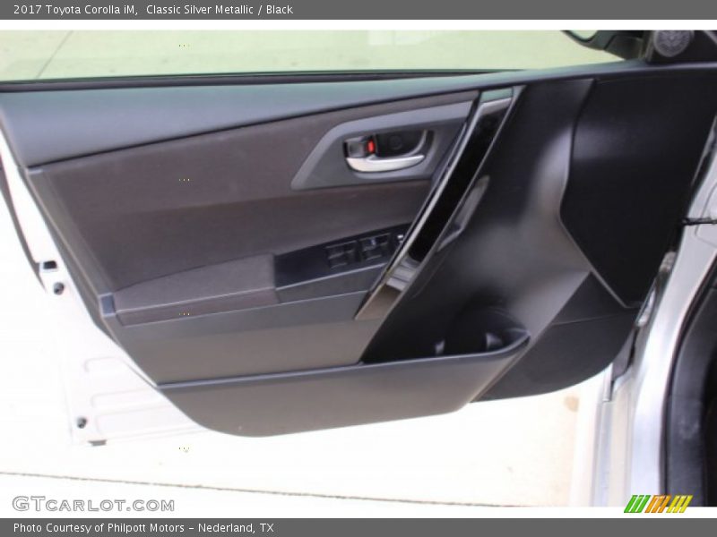 Classic Silver Metallic / Black 2017 Toyota Corolla iM