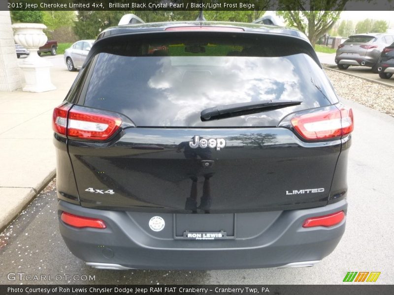 Brilliant Black Crystal Pearl / Black/Light Frost Beige 2015 Jeep Cherokee Limited 4x4