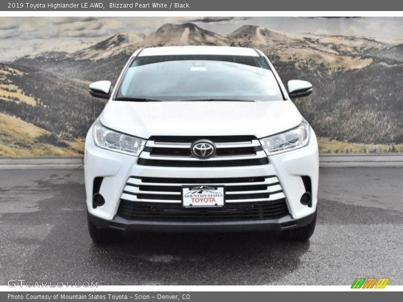 Blizzard Pearl White / Black 2019 Toyota Highlander LE AWD