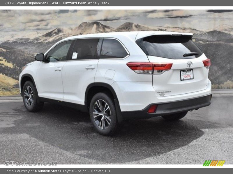 Blizzard Pearl White / Black 2019 Toyota Highlander LE AWD