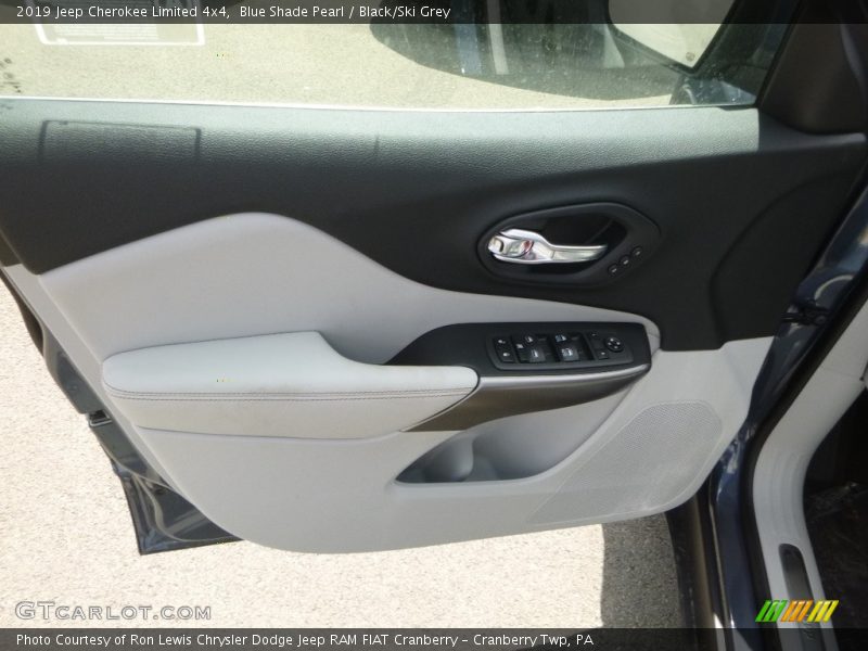 Blue Shade Pearl / Black/Ski Grey 2019 Jeep Cherokee Limited 4x4