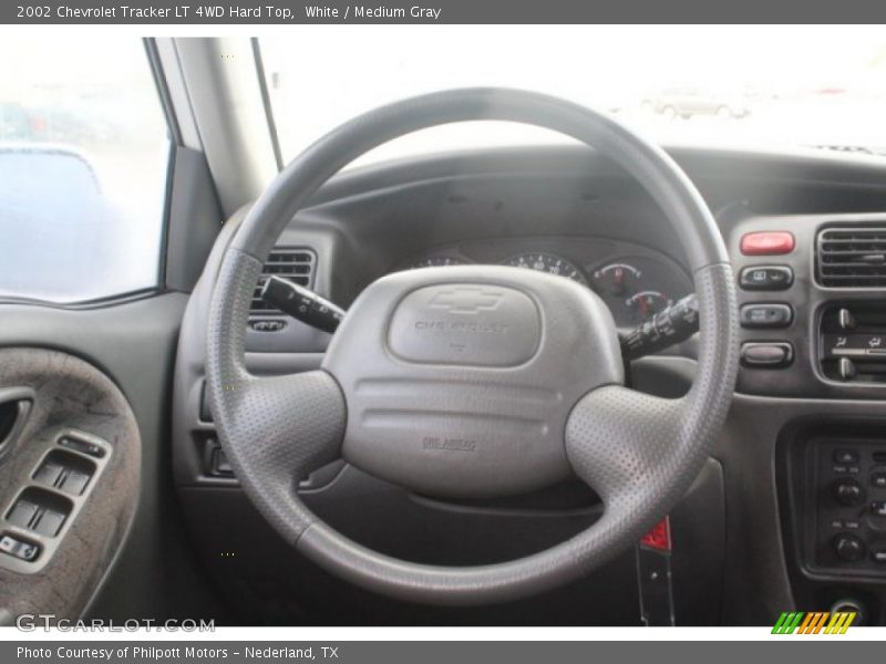 White / Medium Gray 2002 Chevrolet Tracker LT 4WD Hard Top