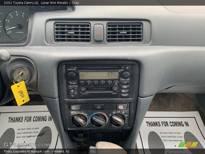 Lunar Mist Metallic / Gray 2001 Toyota Camry LE