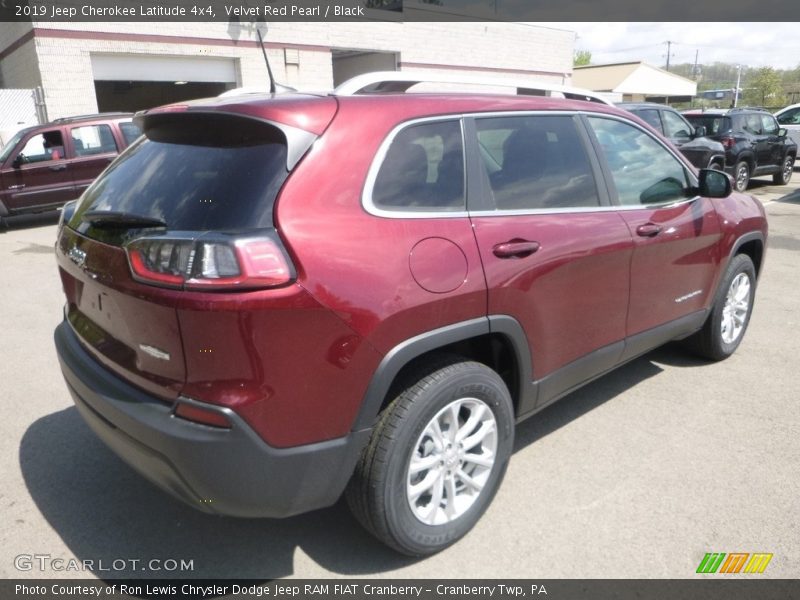 Velvet Red Pearl / Black 2019 Jeep Cherokee Latitude 4x4